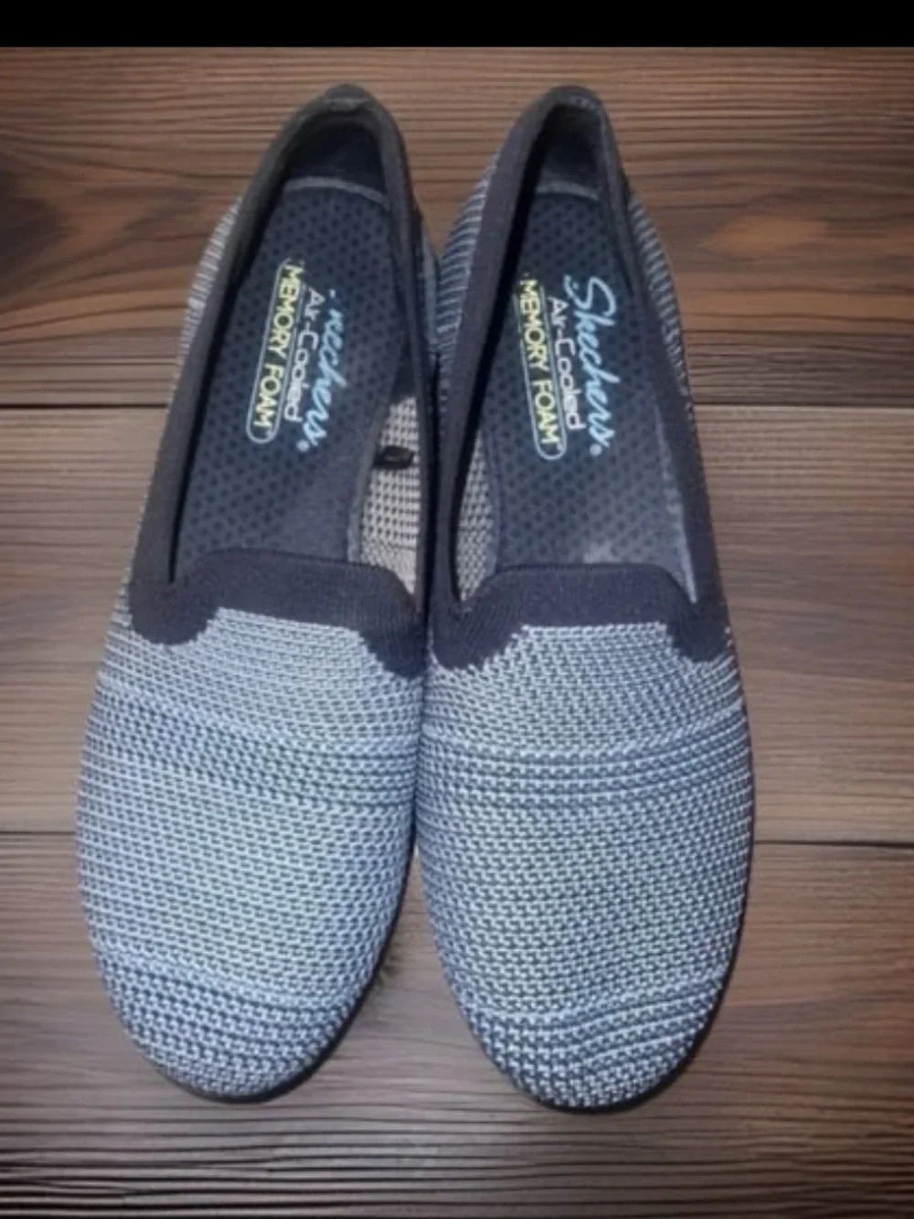 Skechers Women's Cleo Sport - Our Town slip-on flats ,  Women’s Size 8